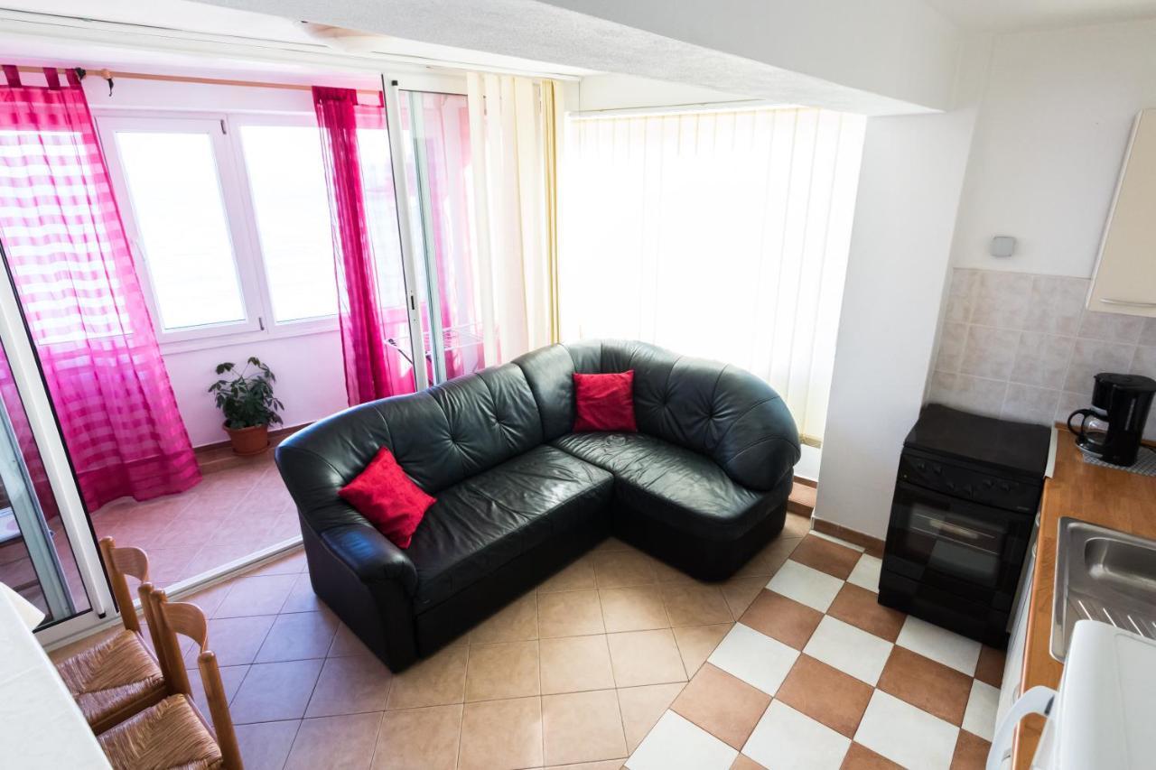 Nensi Apartment *