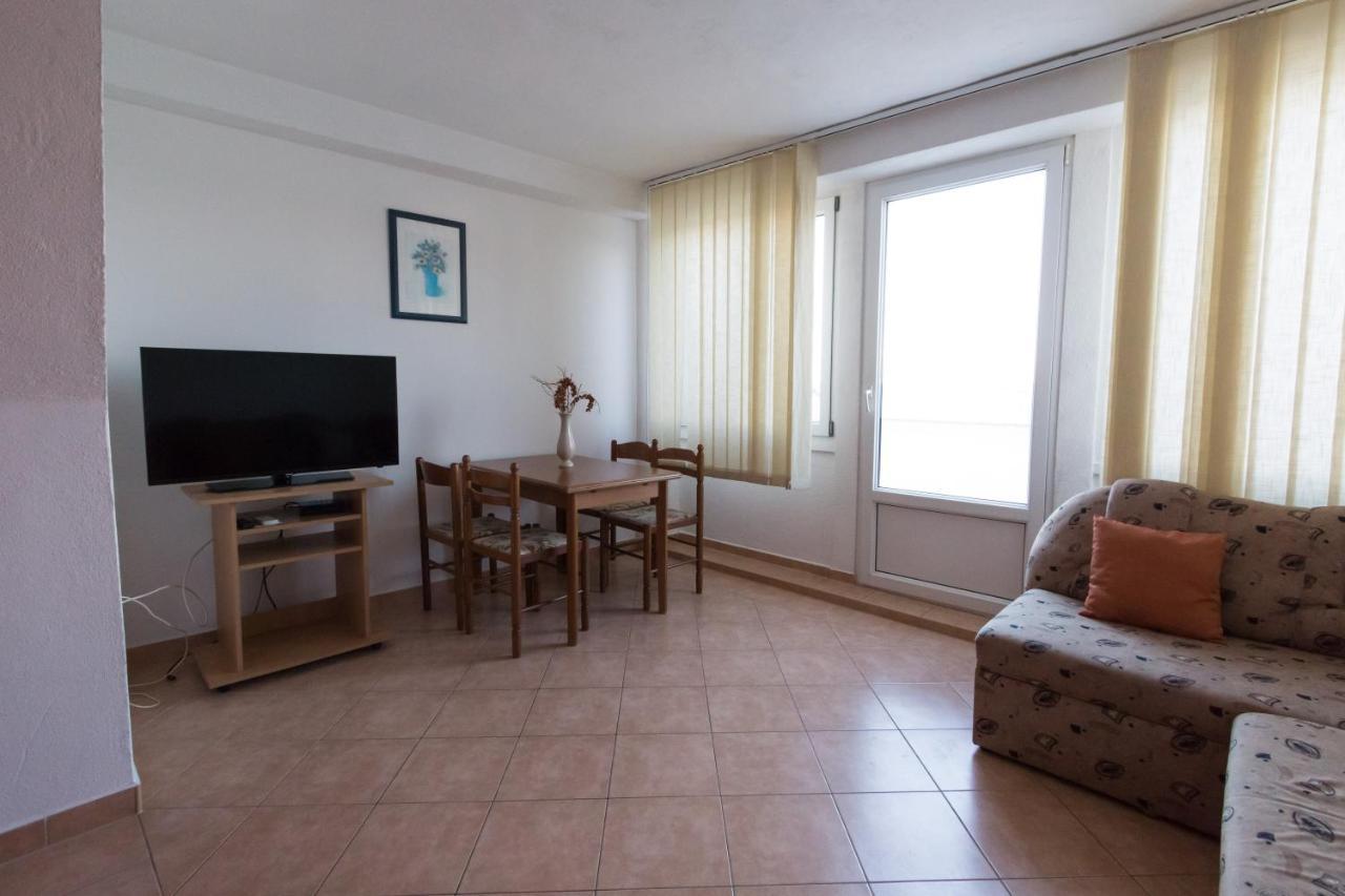 Nensi Apartman