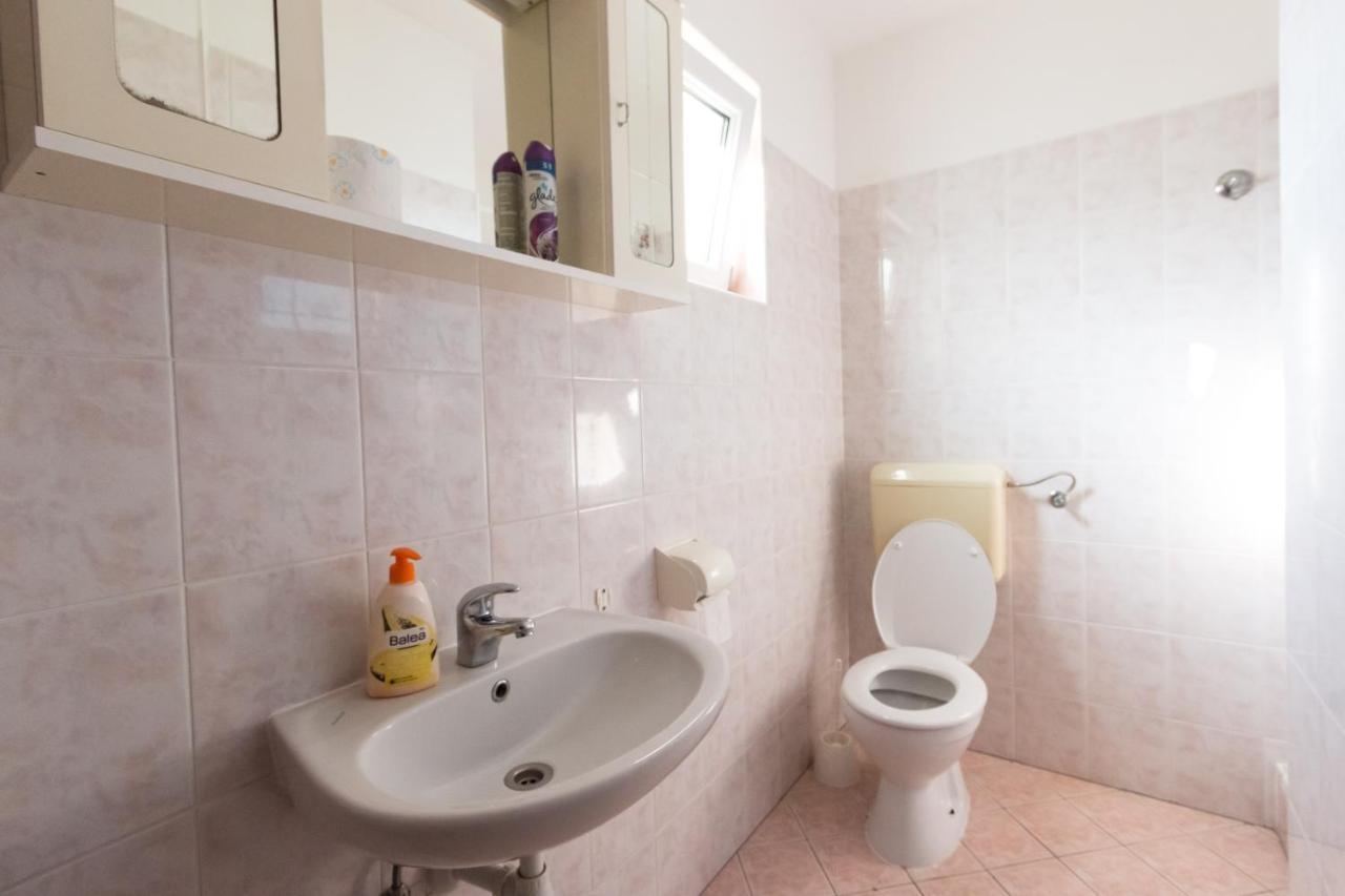 Apartman Nensi *